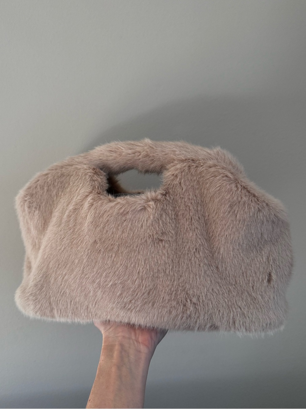 Faux fur clutch tan beige furry bag gold shoulder strap chain